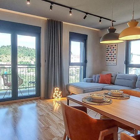 Stylish One Bedroom Apartment Podgorica Exterior foto
