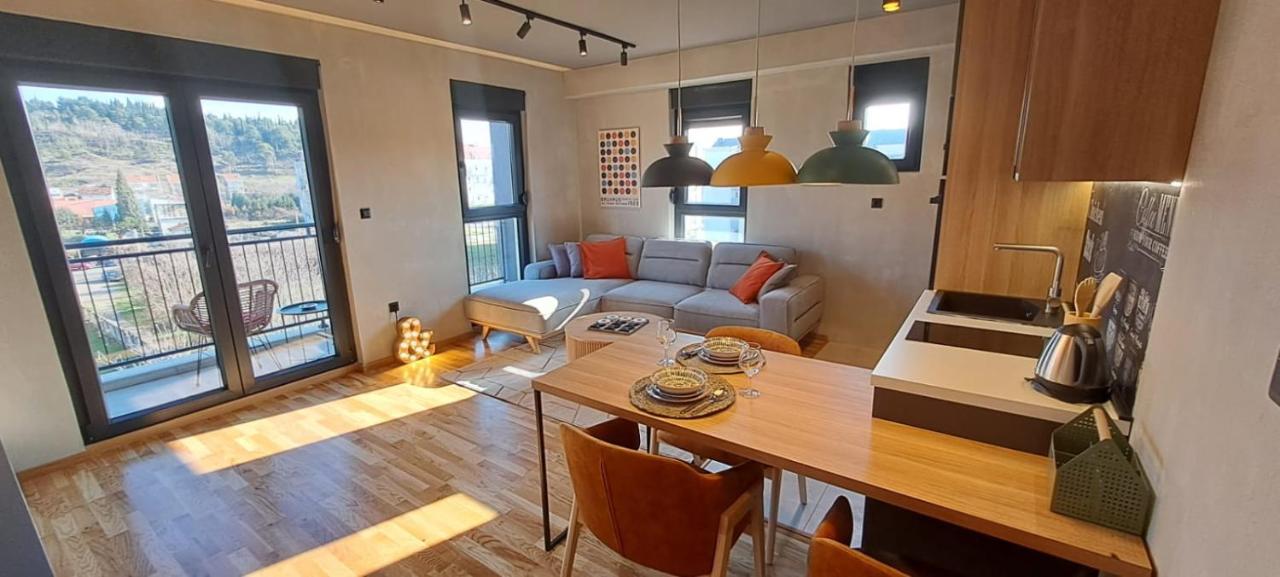 Stylish One Bedroom Apartment Podgorica Exterior foto